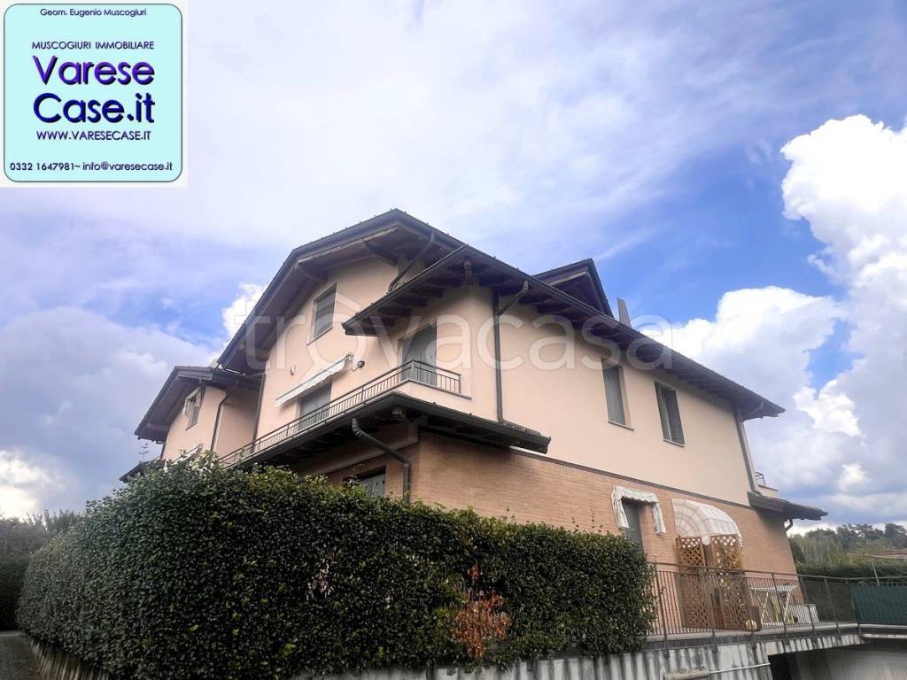 appartamento in vendita a Malnate