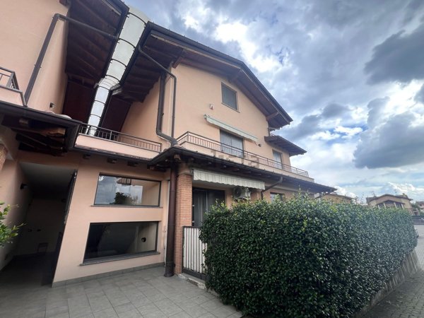 appartamento in vendita a Malnate