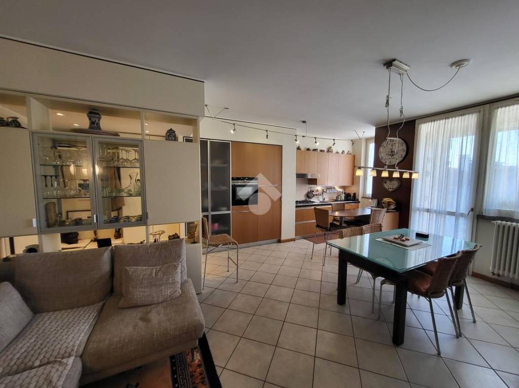 appartamento in vendita a Malnate