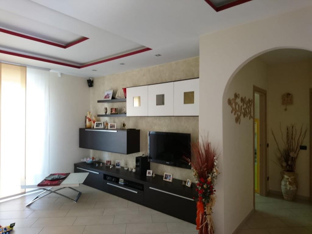 appartamento in vendita a Malnate