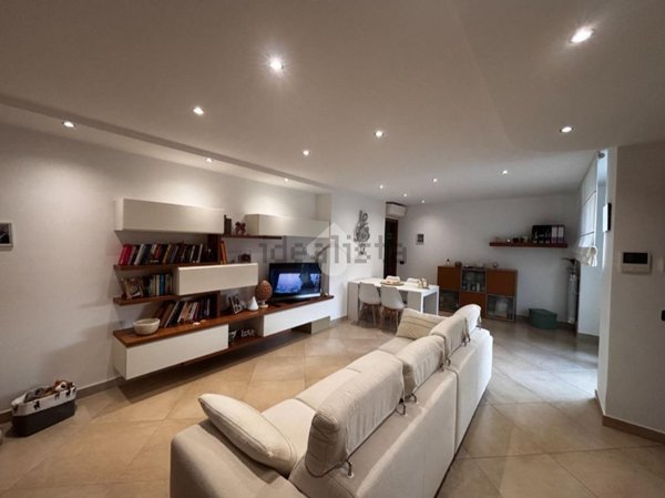 appartamento in vendita a Malnate