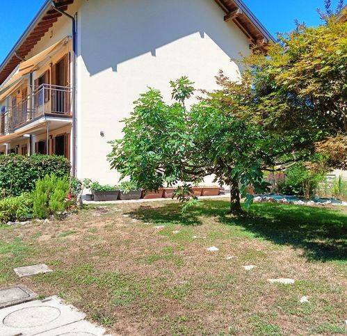 casa indipendente in vendita a Malnate