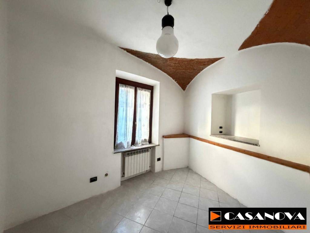 appartamento in vendita a Malnate in zona San Salvatore