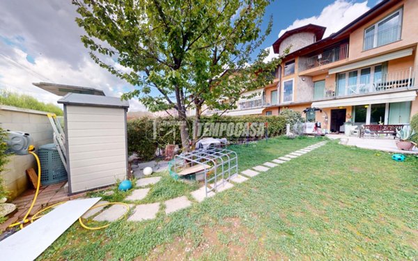 appartamento in vendita a Malnate in zona San Salvatore