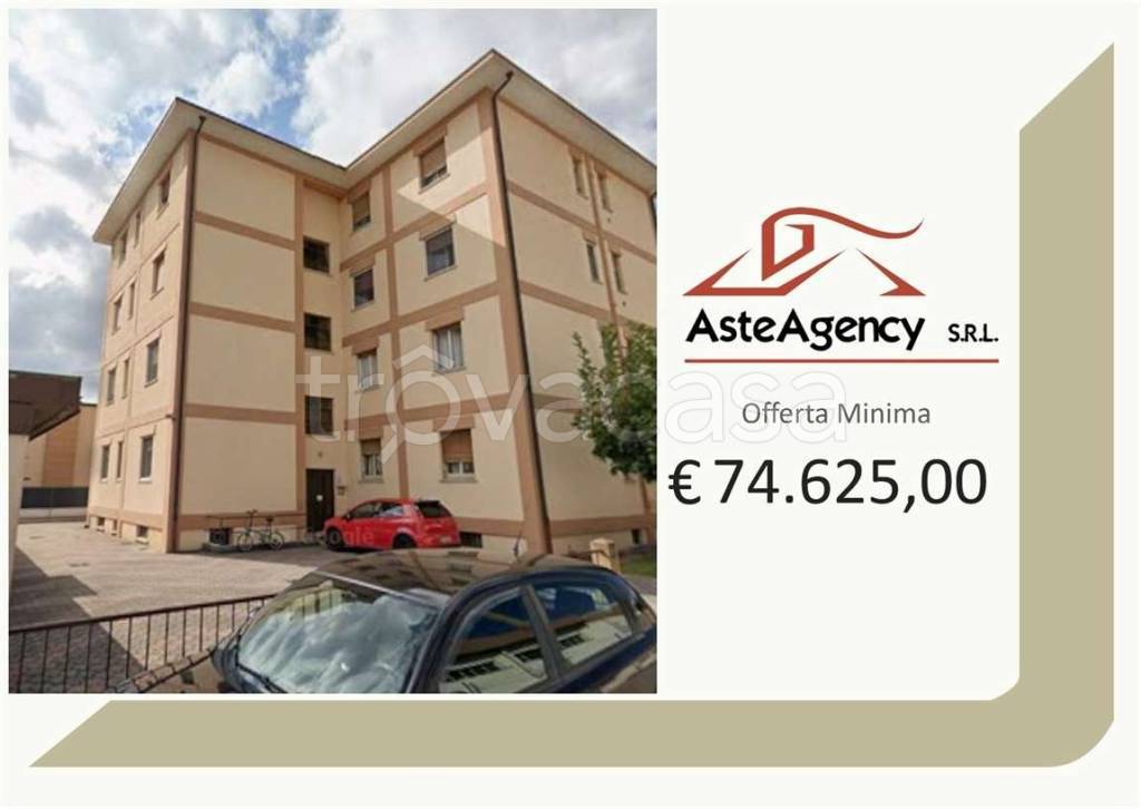 appartamento in vendita a Malnate