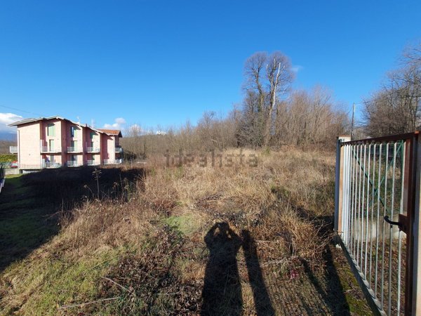 terreno edificabile in vendita a Malnate in zona San Salvatore