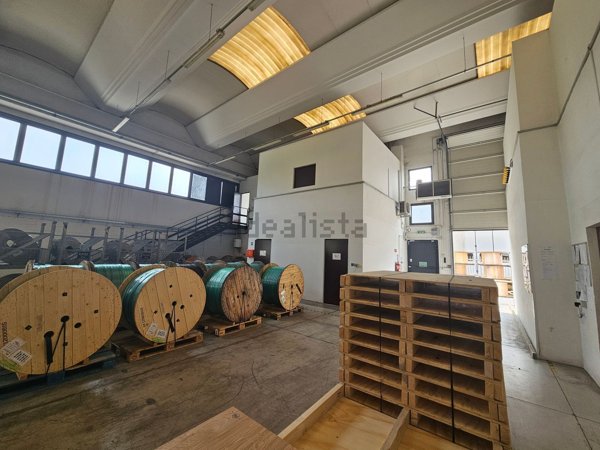 ufficio in vendita a Malnate