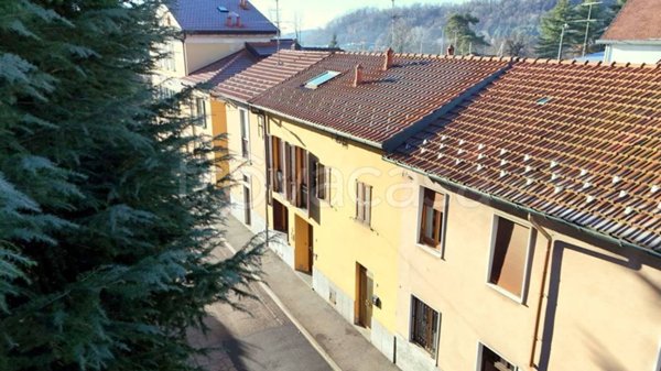 casa indipendente in vendita a Malnate