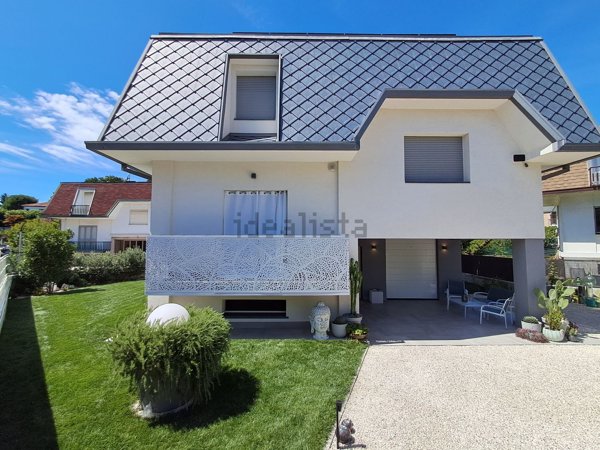 casa indipendente in vendita a Malnate