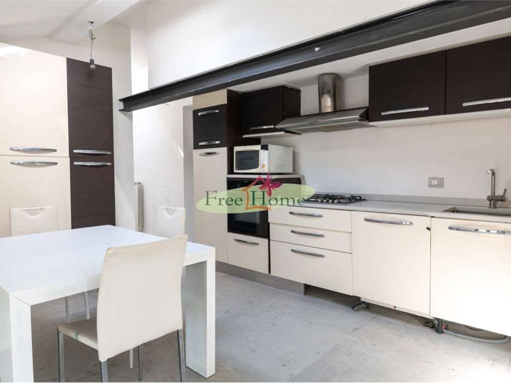 appartamento in vendita a Malnate