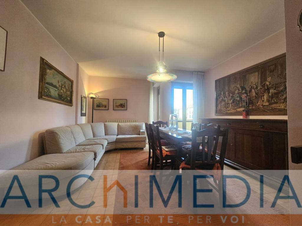 appartamento in vendita a Malnate