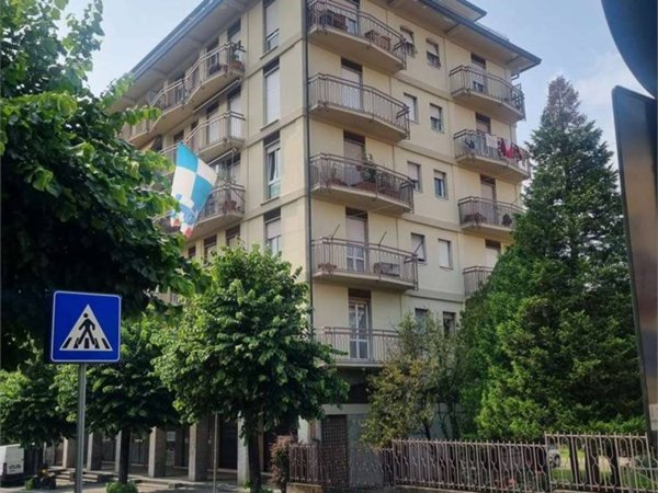 appartamento in vendita a Malnate