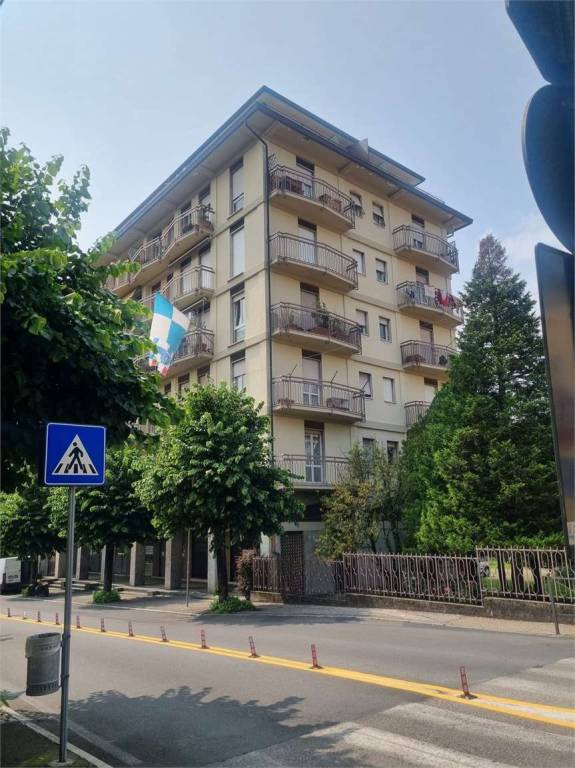 appartamento in vendita a Malnate