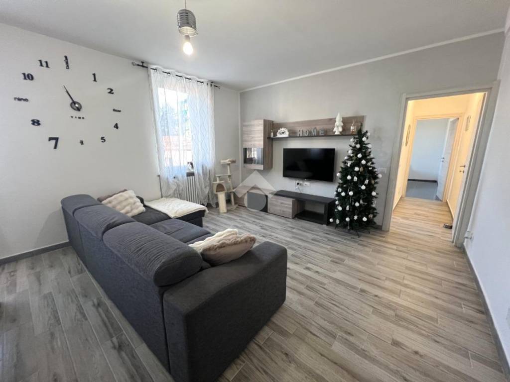 appartamento in vendita a Malnate