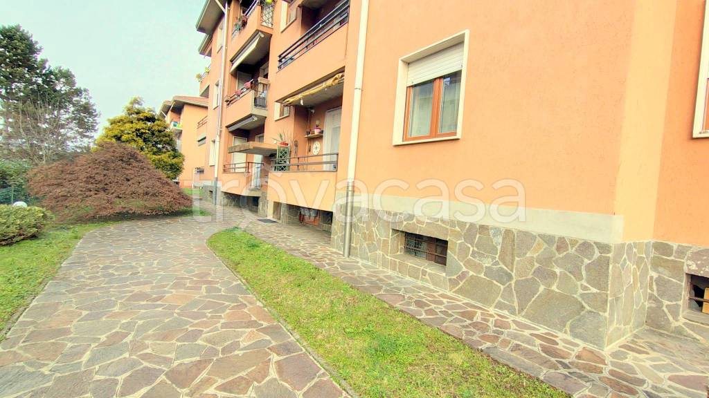 appartamento in vendita a Malnate