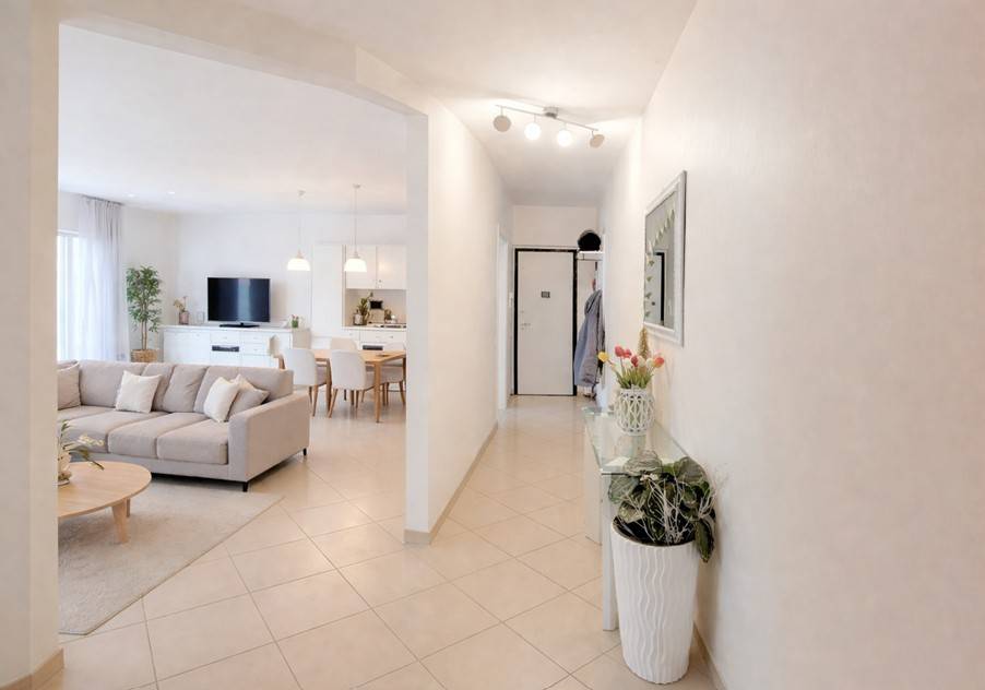 appartamento in vendita a Malnate