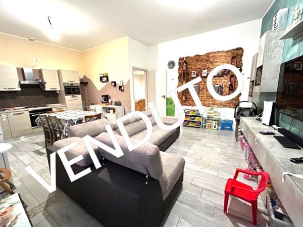appartamento in vendita a Malnate in zona San Salvatore