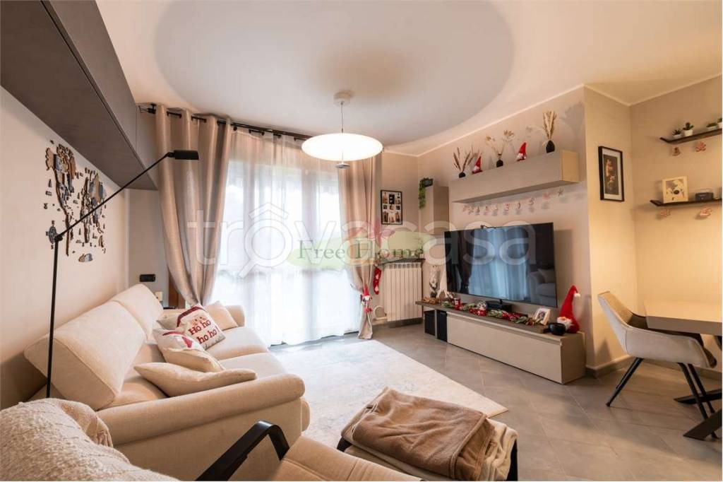 appartamento in vendita a Malnate