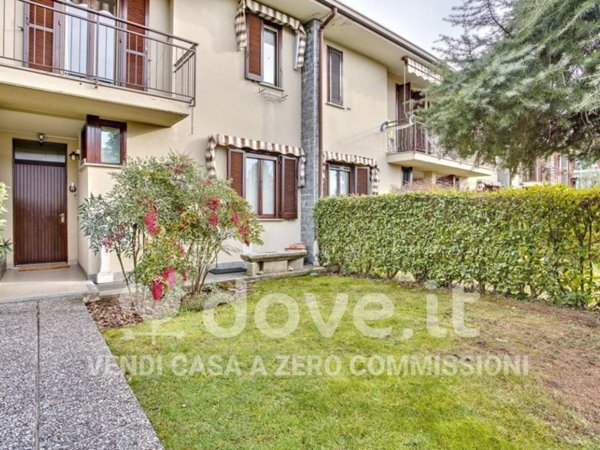 casa indipendente in vendita a Malnate