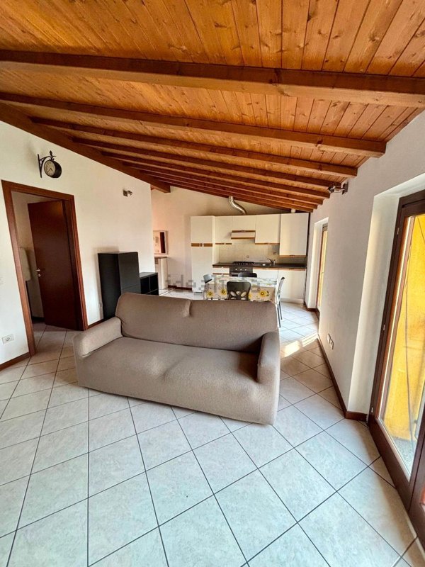 appartamento in vendita a Malnate