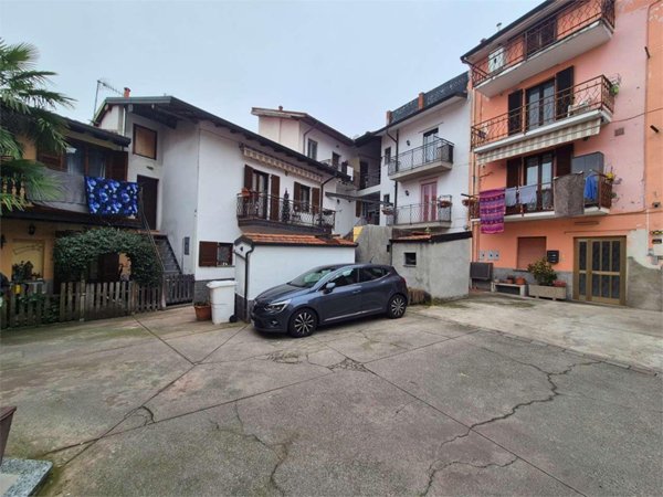 appartamento in vendita a Malnate