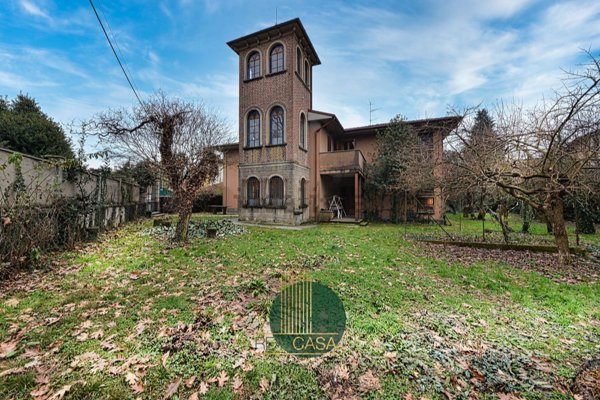 casa indipendente in vendita a Malnate