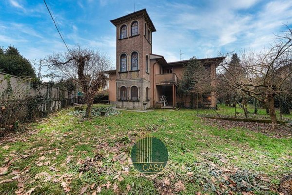 casa indipendente in vendita a Malnate