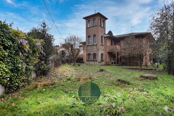 casa indipendente in vendita a Malnate