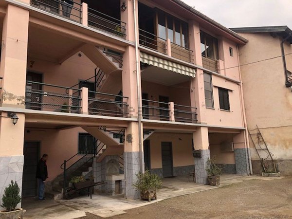 casa semindipendente in vendita a Malnate