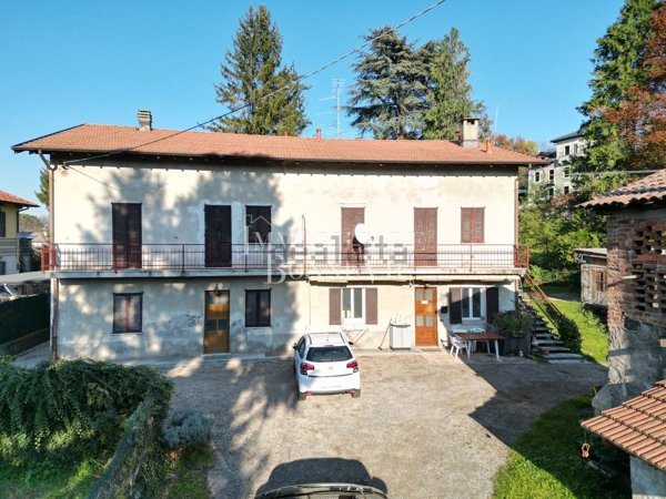 appartamento in vendita a Malnate