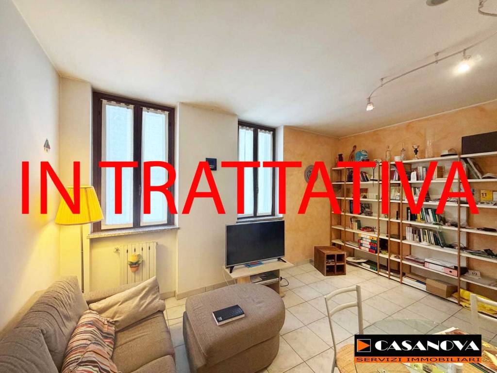 appartamento in vendita a Malnate in zona San Salvatore