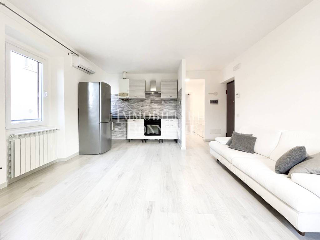 appartamento in vendita a Malnate