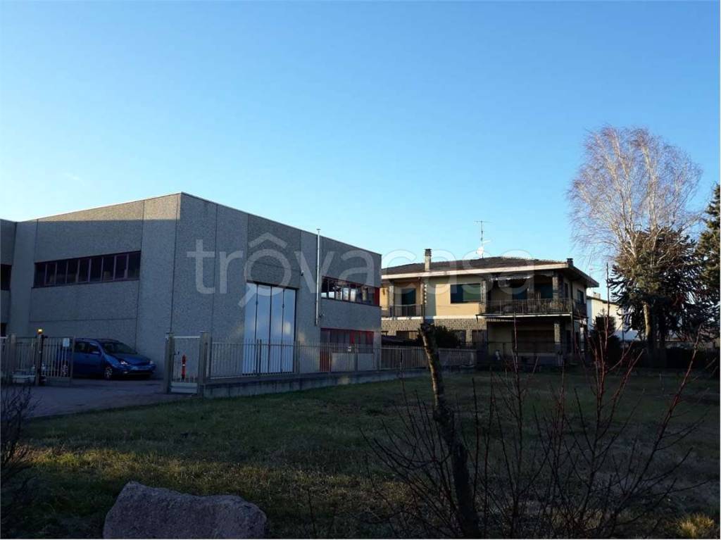 appartamento in vendita a Malnate