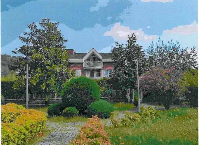 casa indipendente in vendita a Malnate