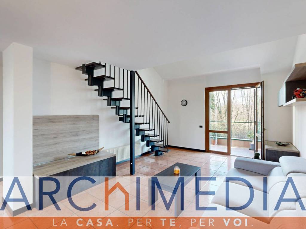 appartamento in vendita a Malnate in zona San Salvatore