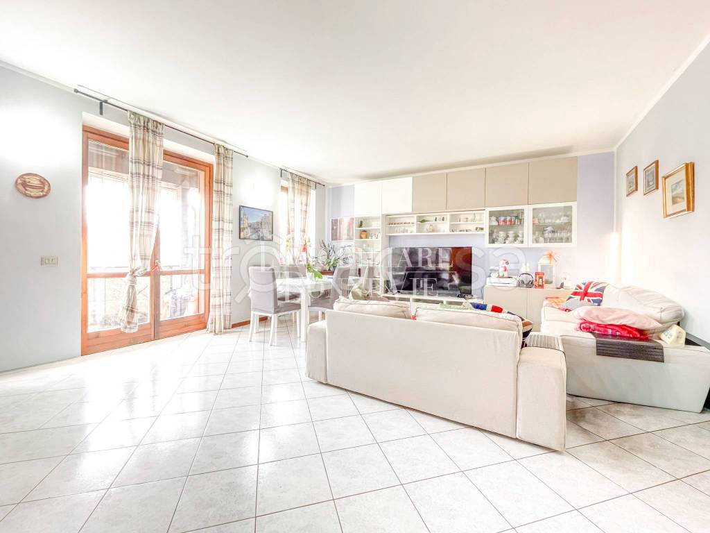 appartamento in vendita a Malnate