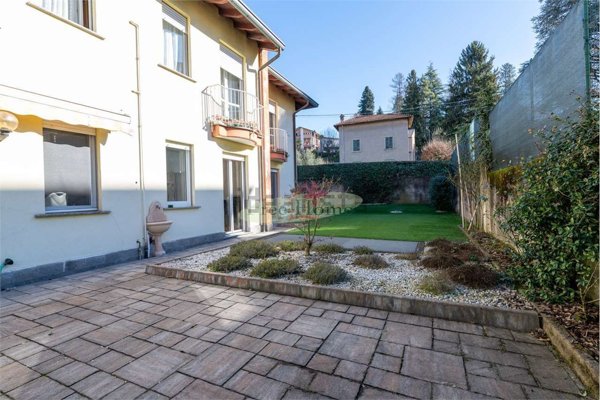 appartamento in vendita a Malnate