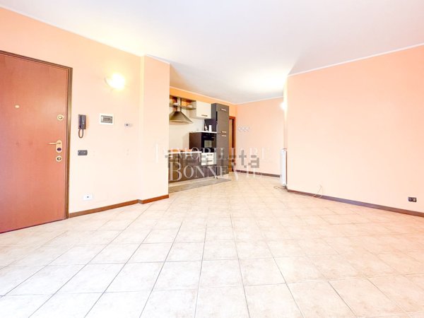 appartamento in vendita a Malnate