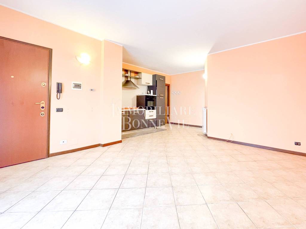 appartamento in vendita a Malnate