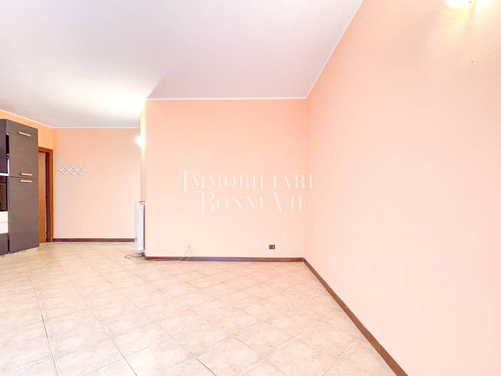 appartamento in vendita a Malnate