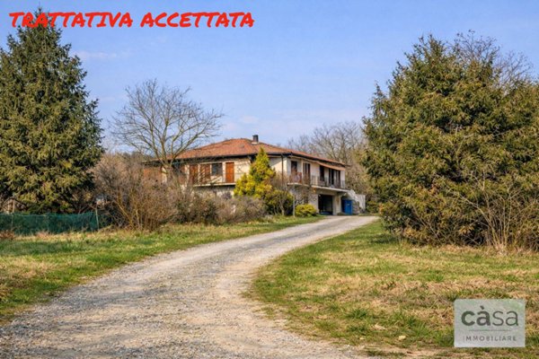 casa semindipendente in vendita a Malnate