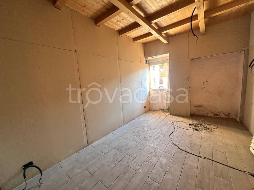 casa indipendente in vendita a Malnate