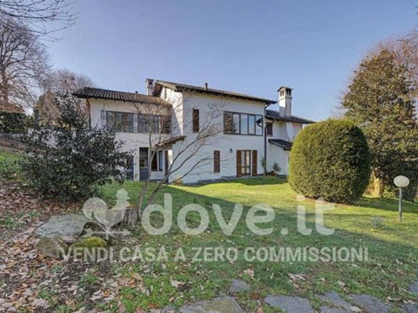 casa indipendente in vendita a Malnate