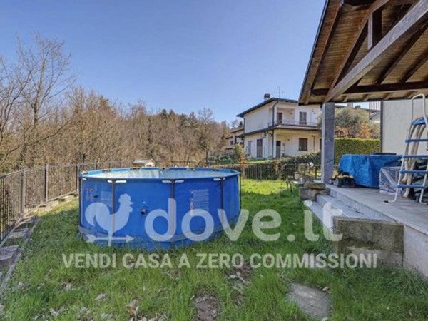 casa indipendente in vendita a Malnate