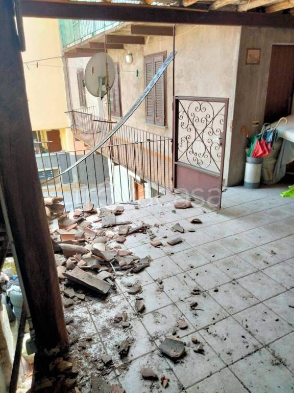 appartamento in vendita a Malnate