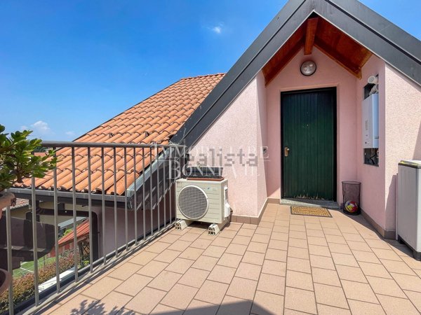 appartamento in vendita a Malnate