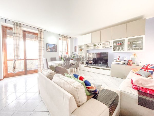 appartamento in vendita a Malnate