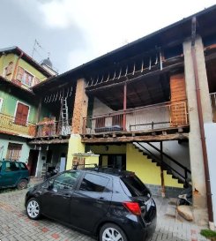 appartamento in vendita a Malnate