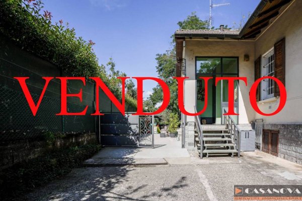 appartamento in vendita a Malnate in zona San Salvatore