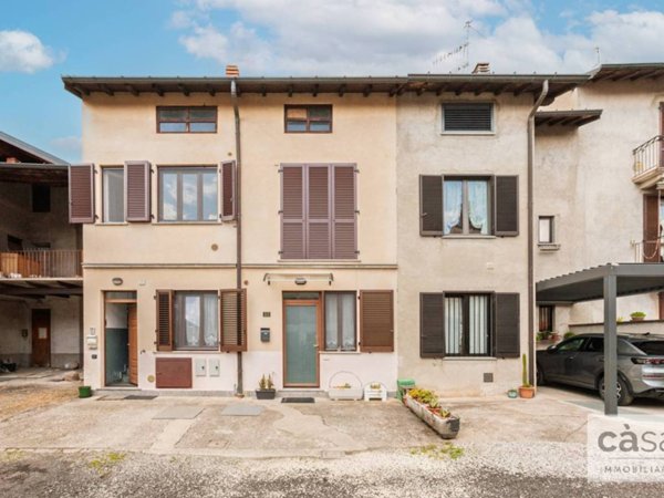 appartamento in vendita a Malnate